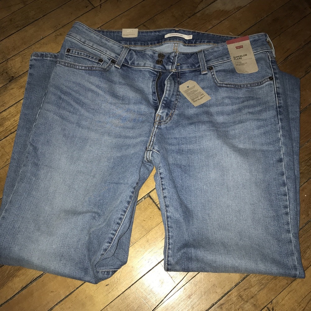 Levi's Superlow Flare Size 33/32 Jeans NWT Perfect